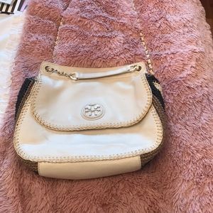 Cross body Tory Burch bag !